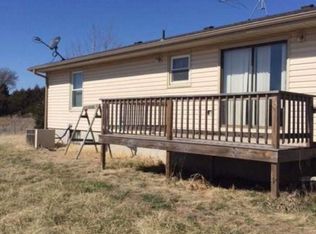 6617 Reynolds Rd, Junction City, KS 66441