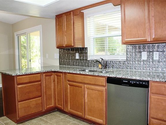 3rd image of 12345 Pine Island Dr