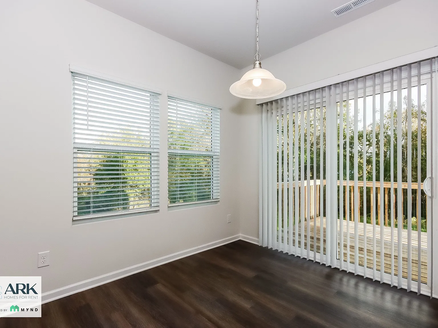 4 bed, 2.5 bath, 1738 sqft, $2,114 — Photo 4