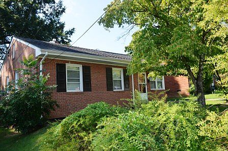 1st image of 2925 Ruthland Rd
