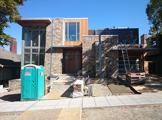 1216 22nd Ave E, Seattle, WA 98112