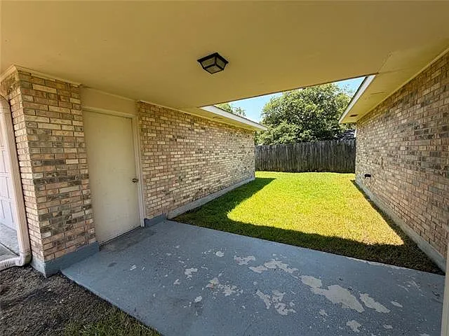 210 Camden St — Photo 22
