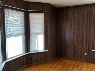 24 Beverly St FLOOR 2, Chicopee, MA 01013
