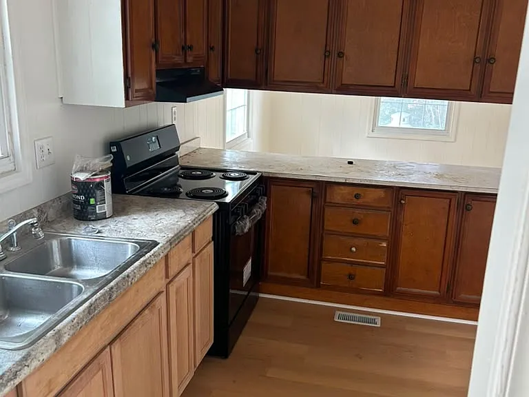153 Octavia Dr — Photo 11