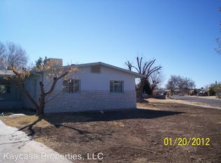 2060 Rosedale Dr, Las Cruces, NM 88005