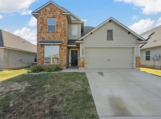 10620 Langham Dr, Waco, TX 76708