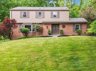 213 Cornwall Dr, Pittsburgh, PA