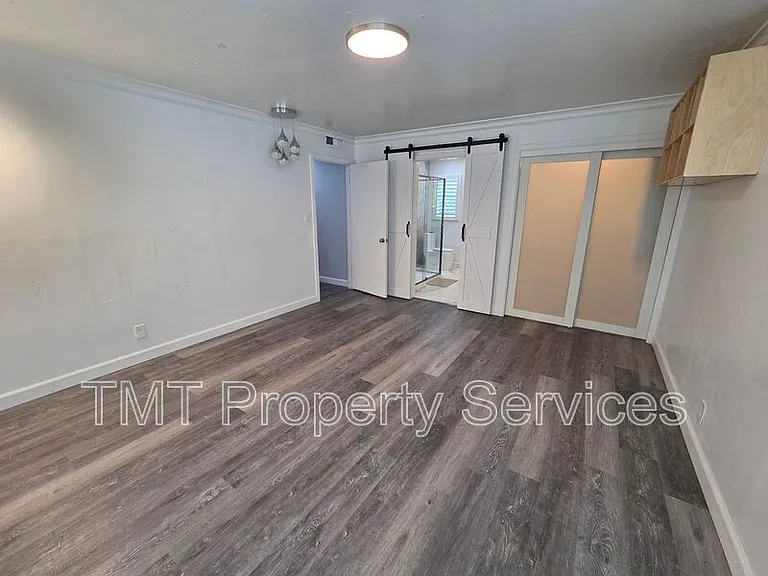 9 W Robinhood Dr — Photo 62