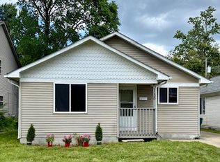 138 Maxlow St, Hazel Park, MI 48030
