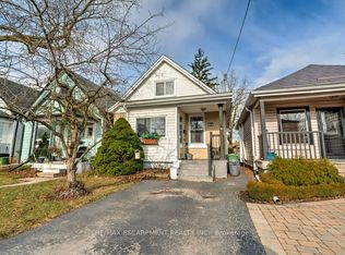 84 E 24th St, Hamilton, ON L8V 2Y1