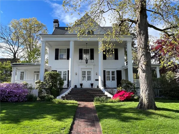 30 Walnut Avenue, Larchmont, NY 10538