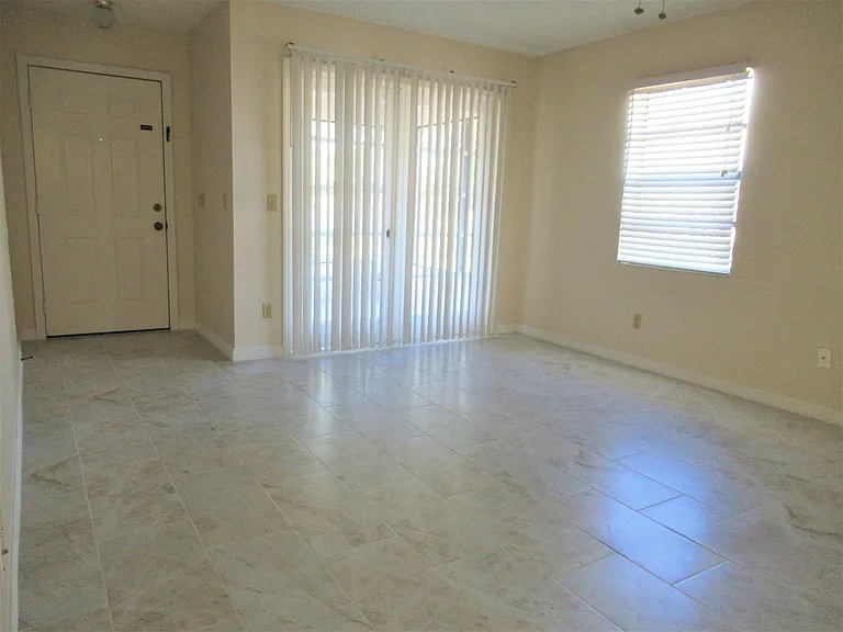 127 Sunnyside Dr — Photo 15