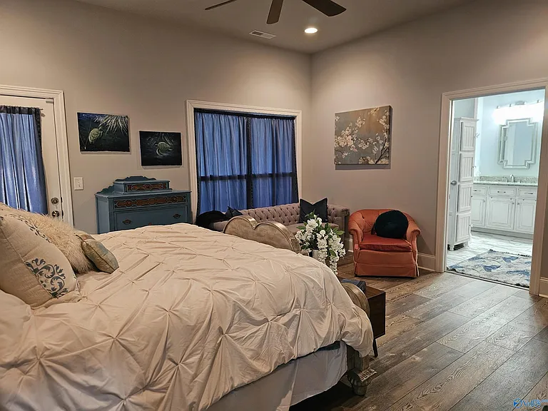 862 Highland Dr — Photo 17