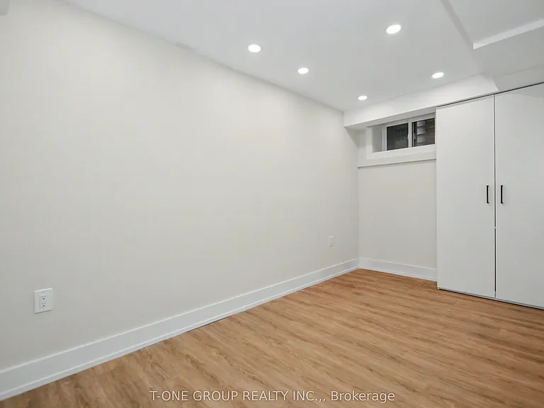 77 Wiley Ave — Photo 25