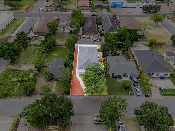 4th image of 2409 W Hackberry Ave #1