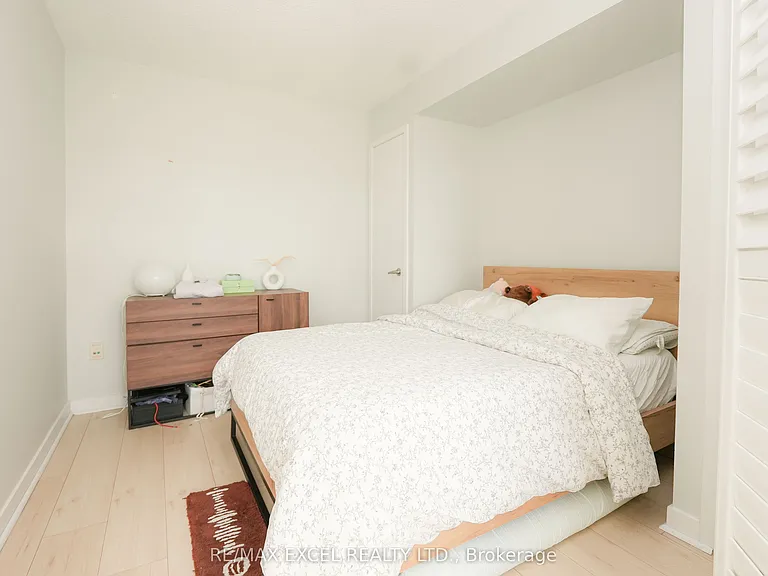 11 Brunel Ct #2316 — Photo 18