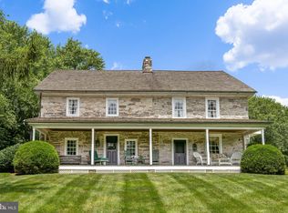 290 Old Leacock Rd, Gordonville, PA 17529