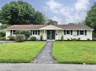 118 Haverhill Ave, Warwick, RI 02886