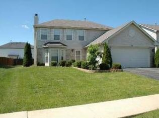 131 Linden Ave, Streamwood, IL 60107