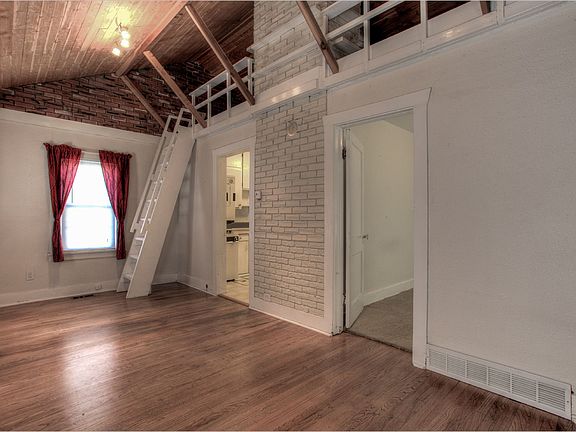 5th image of 3596 S Bannock St