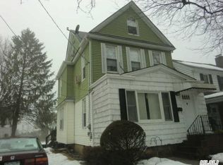 74 Holland Ave, Floral Park, NY 11001