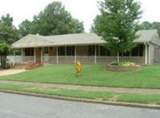 300 Amanda St, Memphis, TN 38117