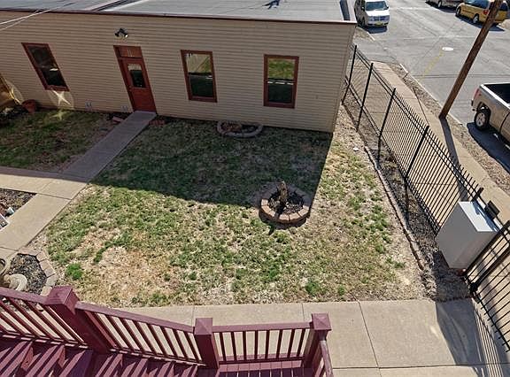 4th image of 1928 Geyer Ave #1928
