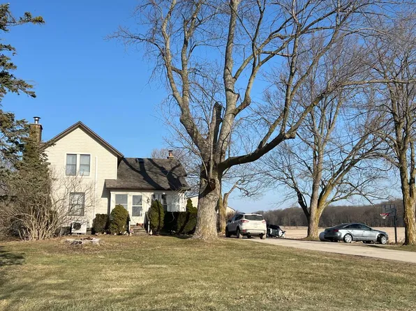 9700 Mohrle Rd, Fowlerville, MI 48836