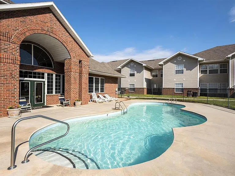 Patriot's Pointe Apartment Homes — Photo 1