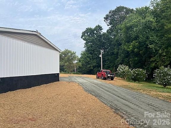 4th image of 204 A L Fox Rd