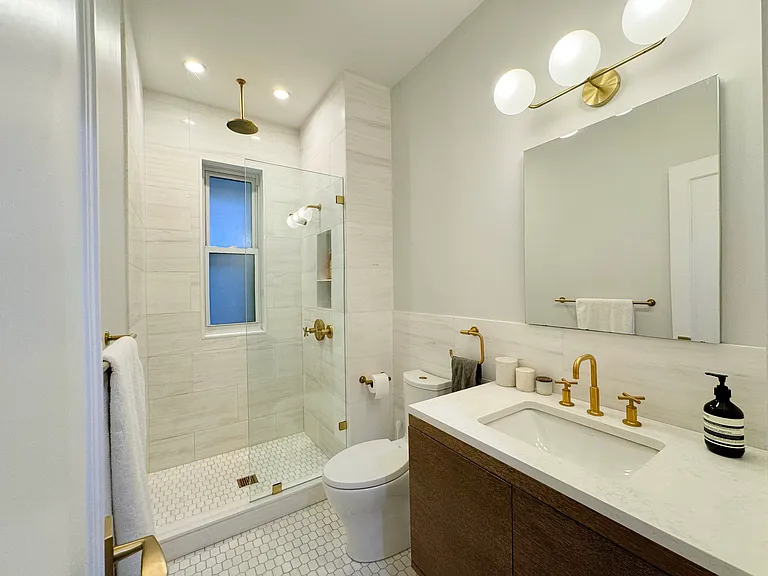 33 5th Ave #1D — Photo 5