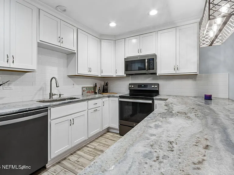 514 S 4th St #B — Photo 10