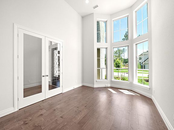 4th image of 15607 Early Bird Ln