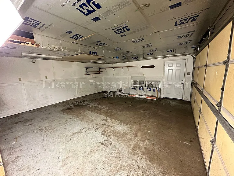 217 Wallace Ave — Photo 16
