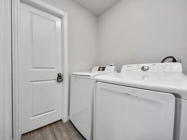 9027 Madera Rd #A — Photo 31