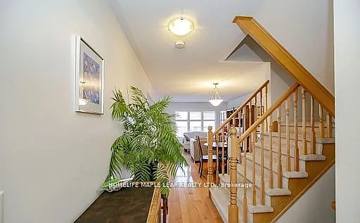 67 Bleasdale Ave — Photo 2