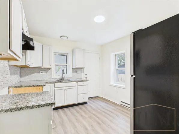 74A N 18th St, Harrisburg, PA 17103