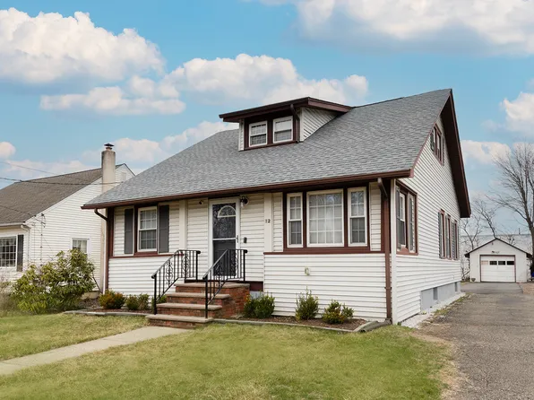 12 Highview Ave, Cedar Knolls, NJ 07927