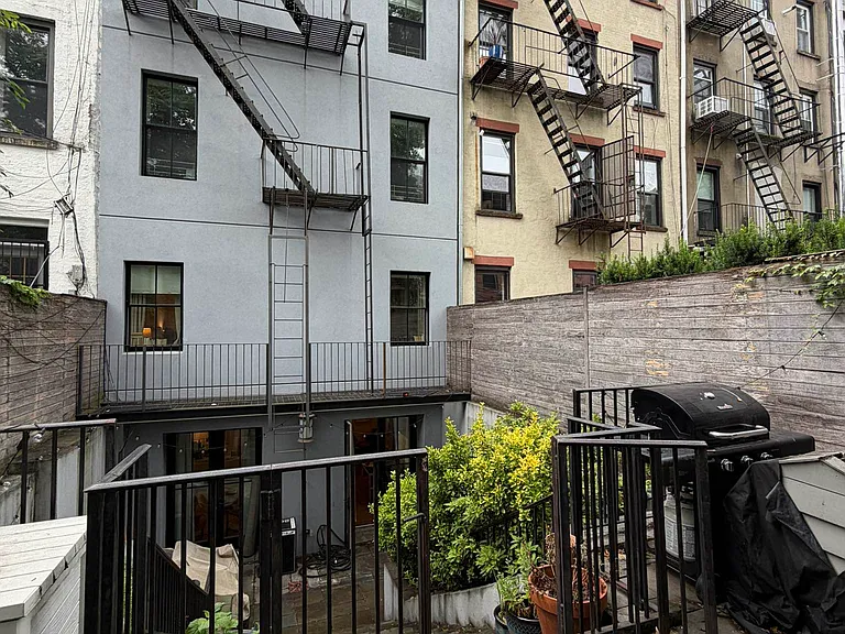 229 Sackett St #1 — Photo 27