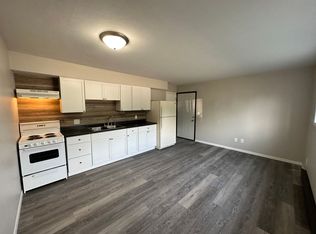 520 River Forest Rd, Evansdale, IA 50707