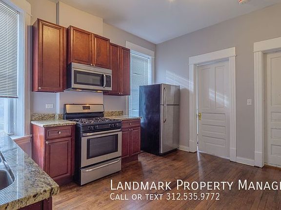 3rd image of 2608 W Potomac Ave APT 1R