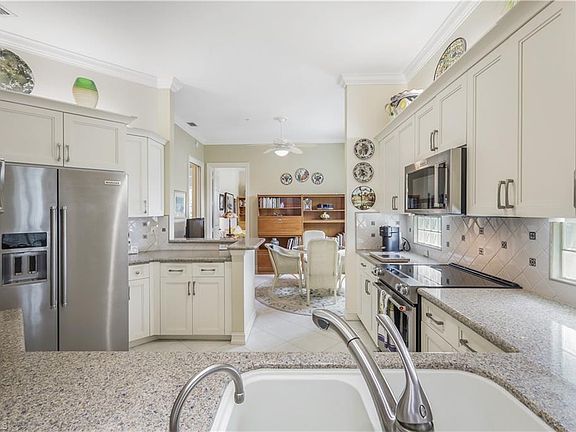2nd image of 755 Bentwater CIR #9-201