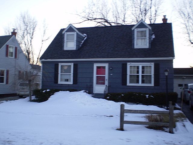 1st image of 30 Princeton Ct