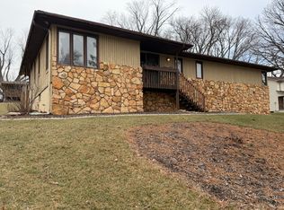 13115 Normandy Cir, Omaha, NE 68137