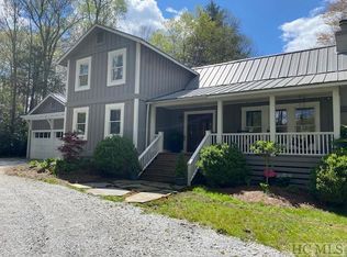 90 Hickory Dr, Highlands, NC 28741