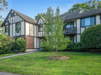 76 Foxwood Drive #5, Pleasantville, NY, 10570