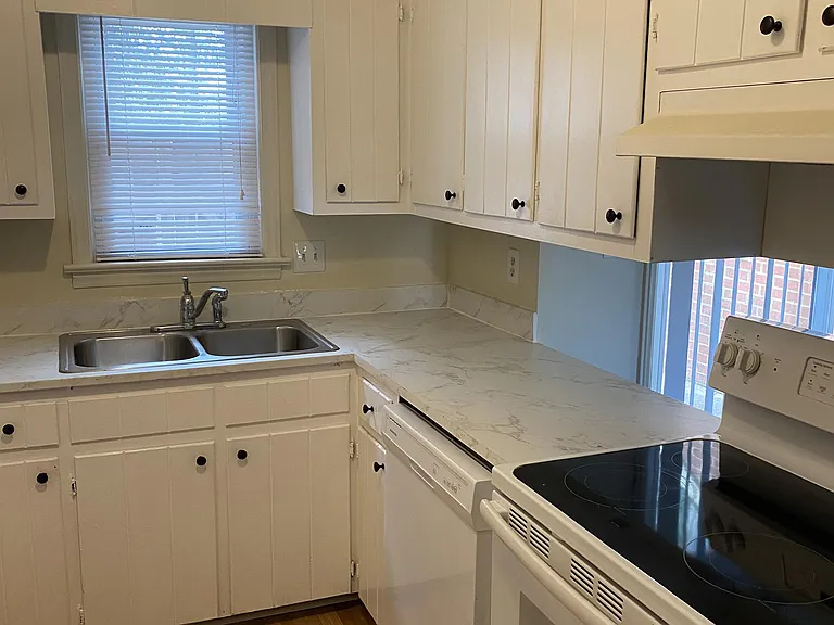 114 B Concord Dr #1 — Photo 27