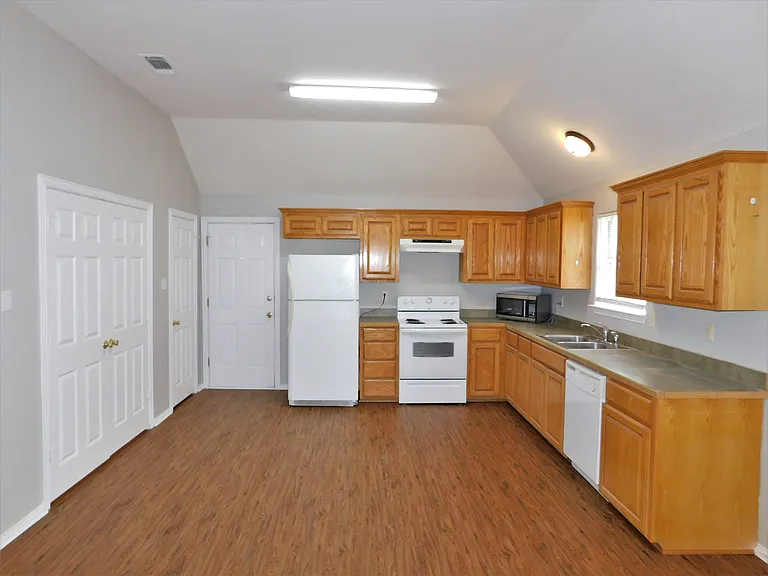 124 Private Road 3230 #100 — Photo 4