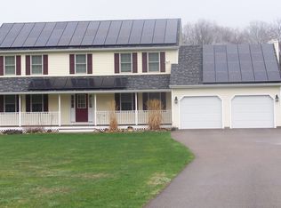 8 Erins Way, Ledyard, CT 06339