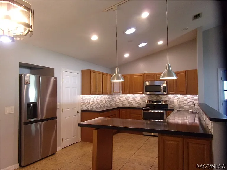 721 S Apopka Ave — Photo 12